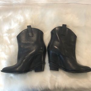 Giuseppe Zanotti booties